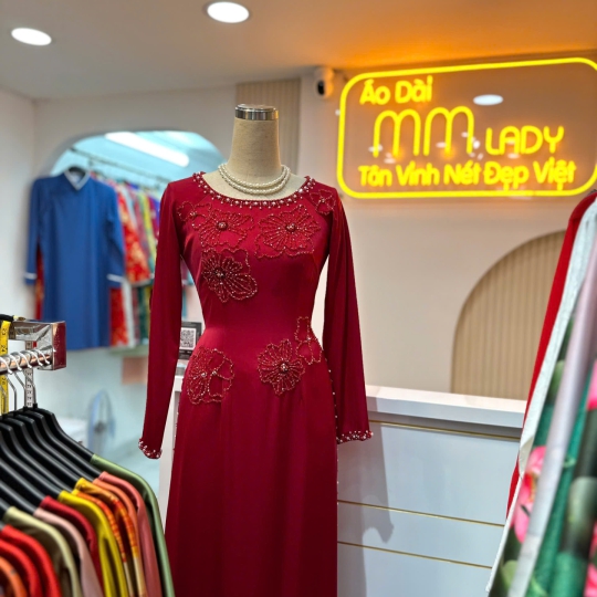 Áo dài nhung đính kết thủ công cao cấp
